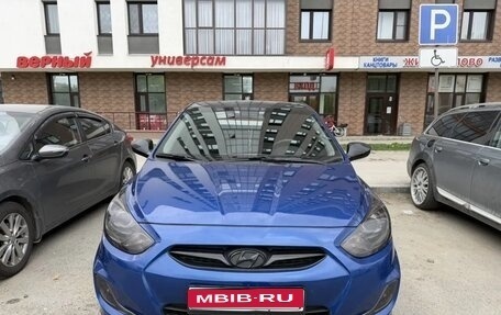 Hyundai Solaris II рестайлинг, 2012 год, 950 000 рублей, 1 фотография