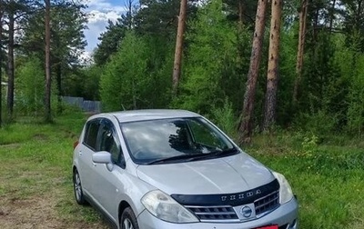 Nissan Tiida, 2010 год, 700 000 рублей, 1 фотография