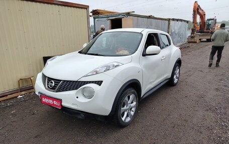Nissan Juke II, 2012 год, 900 000 рублей, 1 фотография