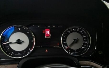 Volkswagen Touareg III, 2018 год, 4 500 000 рублей, 26 фотография