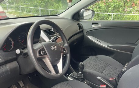 Hyundai Solaris II рестайлинг, 2016 год, 985 000 рублей, 14 фотография