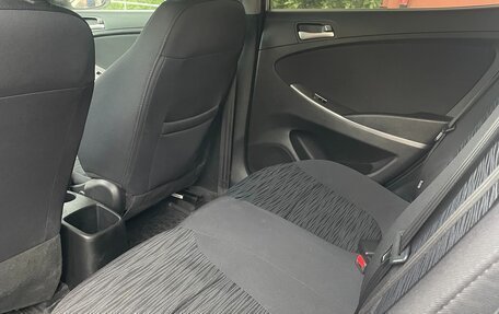 Hyundai Solaris II рестайлинг, 2016 год, 985 000 рублей, 20 фотография