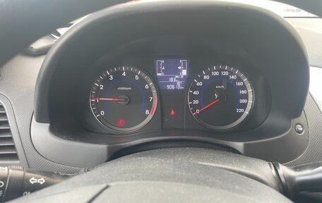 Hyundai Solaris II рестайлинг, 2016 год, 985 000 рублей, 25 фотография