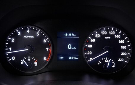 Hyundai Solaris II рестайлинг, 2017 год, 1 412 000 рублей, 13 фотография