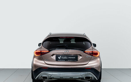 Infiniti QX30, 2016 год, 2 259 000 рублей, 5 фотография