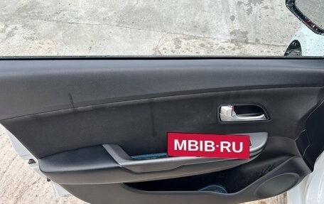 KIA Rio III рестайлинг, 2015 год, 949 000 рублей, 7 фотография