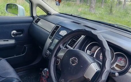 Nissan Tiida, 2010 год, 700 000 рублей, 5 фотография