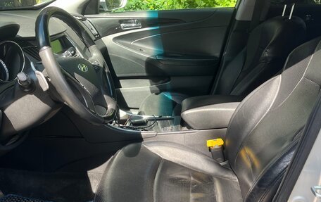 Hyundai Sonata VI, 2010 год, 1 100 000 рублей, 6 фотография