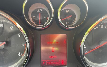 Opel Astra J, 2013 год, 1 100 000 рублей, 19 фотография