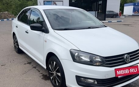 Volkswagen Polo VI (EU Market), 2016 год, 887 000 рублей, 6 фотография
