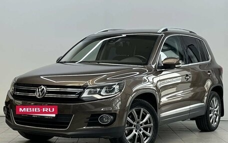 Volkswagen Tiguan I, 2015 год, 1 650 000 рублей, 2 фотография