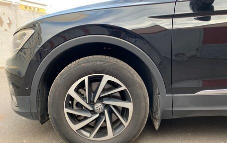 Volkswagen Tiguan II, 2018 год, 2 200 000 рублей, 6 фотография