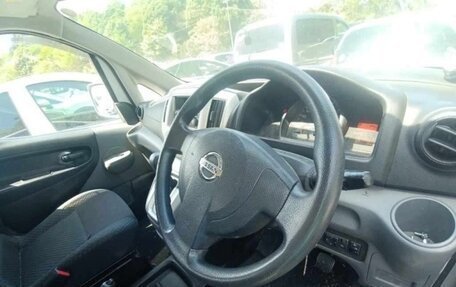 Nissan NV200, 2018 год, 1 430 000 рублей, 9 фотография