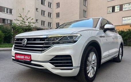 Volkswagen Touareg III, 2020 год, 4 820 000 рублей, 1 фотография