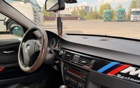 BMW 3 серия, 2006 год, 800 000 рублей, 12 фотография