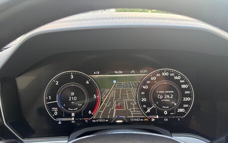 Volkswagen Touareg III, 2020 год, 4 820 000 рублей, 13 фотография