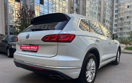 Volkswagen Touareg III, 2020 год, 4 820 000 рублей, 6 фотография