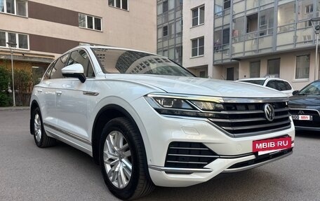 Volkswagen Touareg III, 2020 год, 4 820 000 рублей, 3 фотография