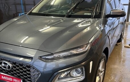 Hyundai Kona I, 2020 год, 2 050 000 рублей, 2 фотография