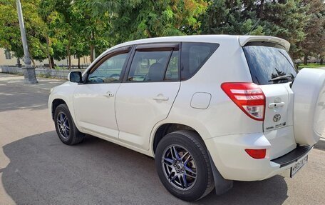Toyota RAV4, 2011 год, 1 400 000 рублей, 10 фотография
