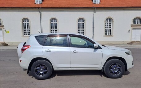 Toyota RAV4, 2011 год, 1 400 000 рублей, 19 фотография