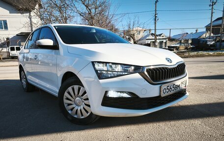 Skoda Rapid II, 2021 год, 1 520 000 рублей, 3 фотография