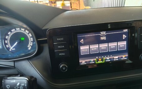 Skoda Rapid II, 2021 год, 1 520 000 рублей, 25 фотография