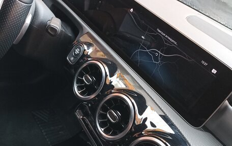 Mercedes-Benz CLA, 2019 год, 2 300 000 рублей, 12 фотография