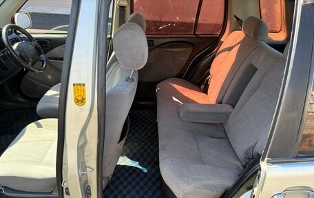 Toyota Raum I, 2001 год, 135 000 рублей, 12 фотография