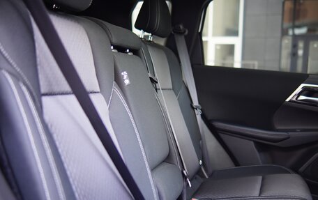 Mitsubishi Outlander, 2023 год, 3 300 000 рублей, 7 фотография