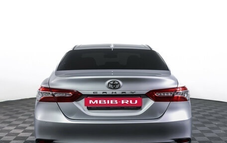 Toyota Camry, 2020 год, 3 049 000 рублей, 7 фотография