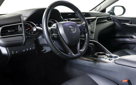 Toyota Camry, 2020 год, 3 049 000 рублей, 15 фотография