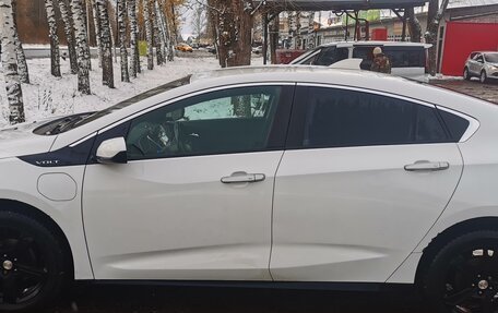 Chevrolet Volt II, 2017 год, 500 000 рублей, 1 фотография