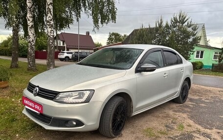 Volkswagen Jetta VI, 2014 год, 795 000 рублей, 2 фотография