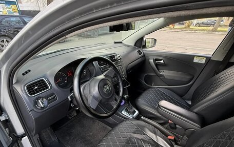 Volkswagen Polo VI (EU Market), 2011 год, 630 000 рублей, 11 фотография