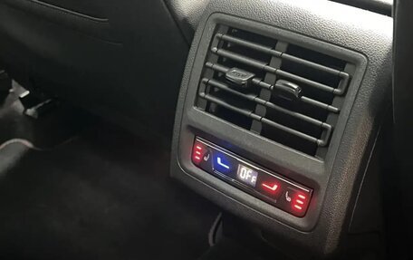 Volkswagen Golf GTI, 2022 год, 4 300 000 рублей, 12 фотография