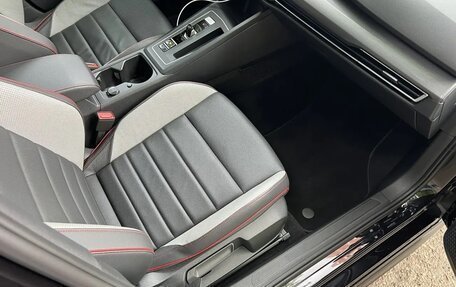 Volkswagen Golf GTI, 2022 год, 4 300 000 рублей, 13 фотография