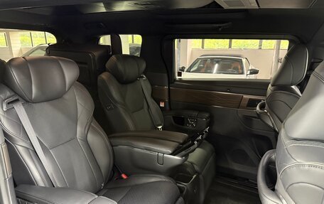 Toyota Alphard, 2024 год, 11 790 000 рублей, 24 фотография
