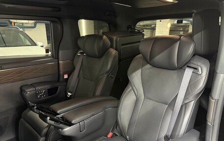 Toyota Alphard, 2024 год, 11 790 000 рублей, 19 фотография