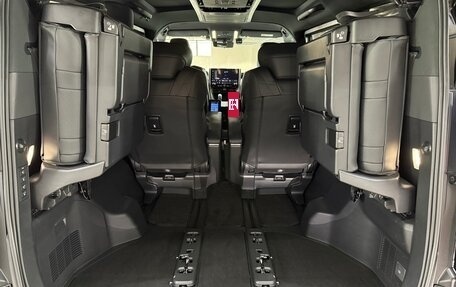 Toyota Alphard, 2024 год, 11 790 000 рублей, 23 фотография