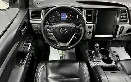 Toyota Highlander III, 2013 год, 2 645 000 рублей, 12 фотография