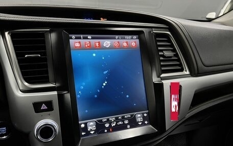 Toyota Highlander III, 2013 год, 2 645 000 рублей, 16 фотография