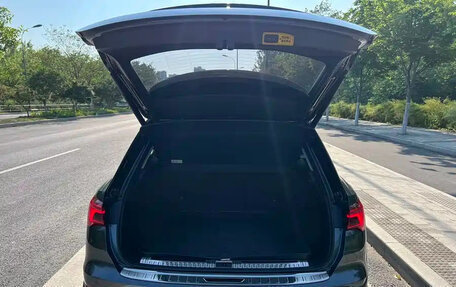 Audi Q3, 2023 год, 2 100 001 рублей, 6 фотография