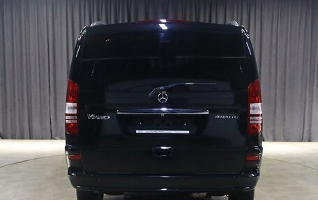 Mercedes-Benz Viano, 2014 год, 2 399 000 рублей, 15 фотография
