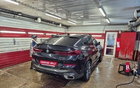 BMW X6, 2023 год, 10 990 000 рублей, 4 фотография