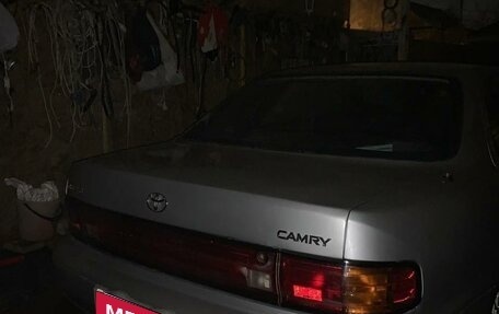 Toyota Camry, 1994 год, 250 000 рублей, 3 фотография
