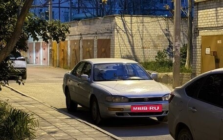 Toyota Camry, 1994 год, 250 000 рублей, 5 фотография