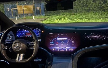 Mercedes-Benz EQS, 2022 год, 9 150 000 рублей, 17 фотография
