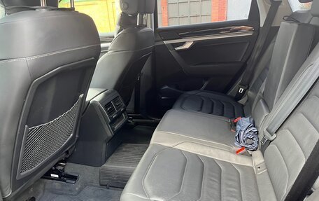 Volkswagen Touareg III, 2020 год, 5 250 000 рублей, 4 фотография