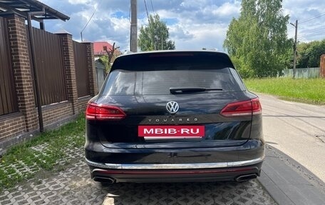 Volkswagen Touareg III, 2020 год, 5 250 000 рублей, 2 фотография